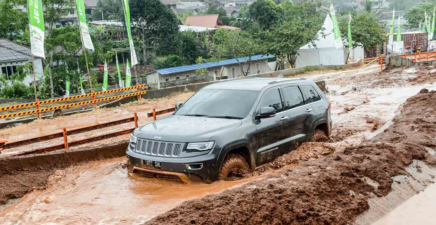 Kelebihan Jeep Wrangler Atasi Banjir Carmudi Indonesia