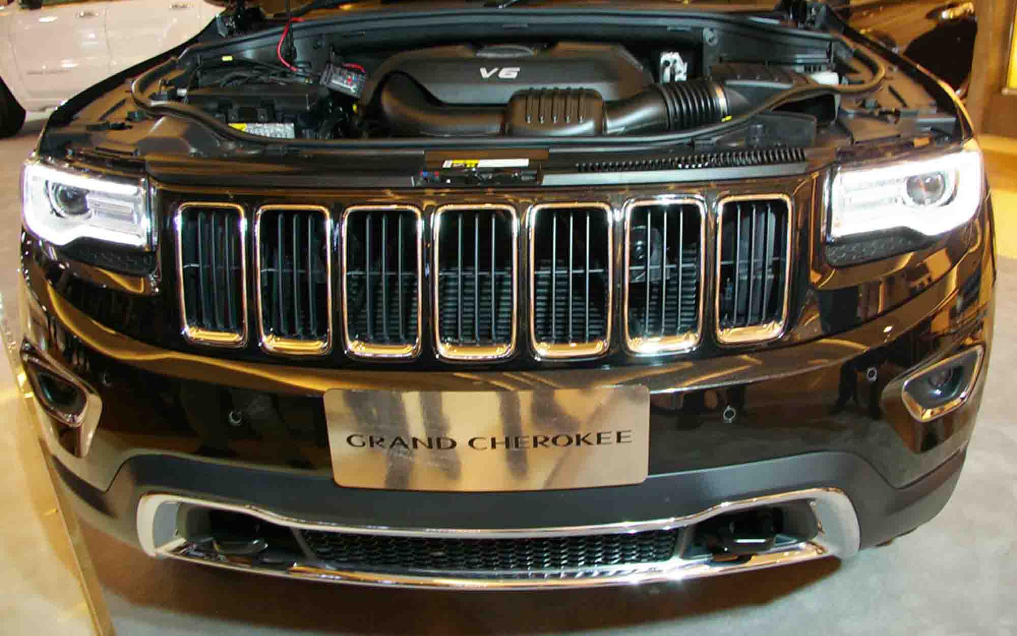 Jeep Grand Cherokee Baru Pakai Mesin 30L Carmudi Indonesia