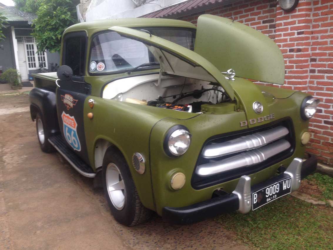 Mobil Tua Atau Mobil Klasik Dodge Ram Lansiran 1956 Yang Selalu