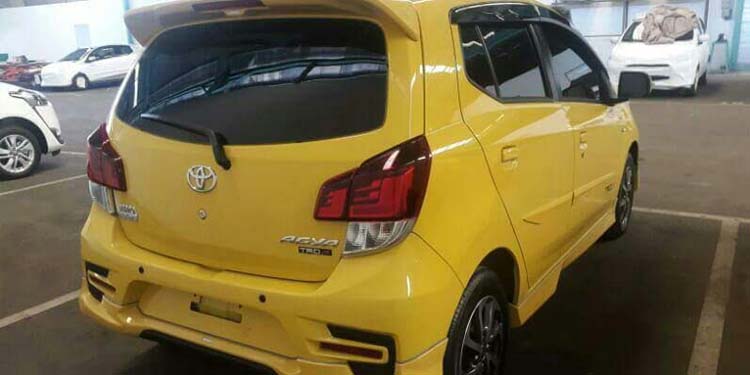 Besok Meluncur Gambar Toyota Agya dan Daihatsu Ayla 