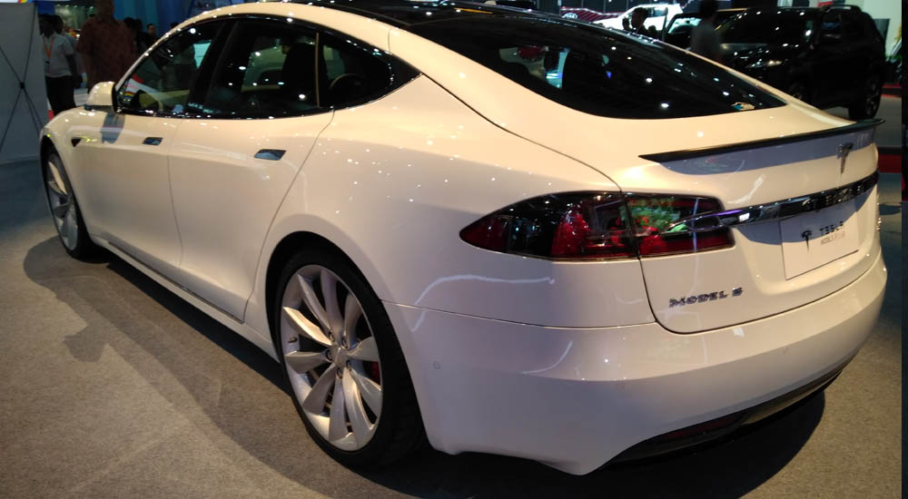  Tesla  Model S P100D  Salah Satu Sedan Tercepat Hadir di 