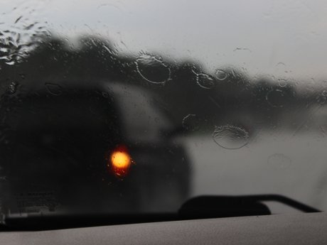  Kaca  Mobil Berembun  Saat Hujan Begini Cara Gampang 