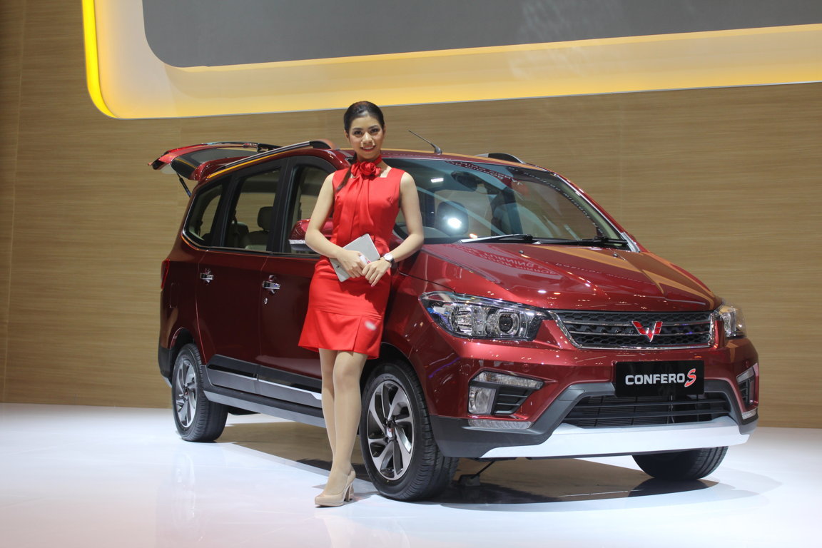 Wuling Confero