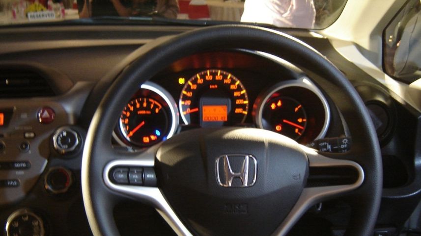 Download Gambar Di Dalam Mobil Honda  Jazz  RIchi Mobil