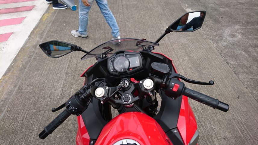 Test Ride All New Kawasaki Ninja 250 Lebih Cocok Untuk Fun Race