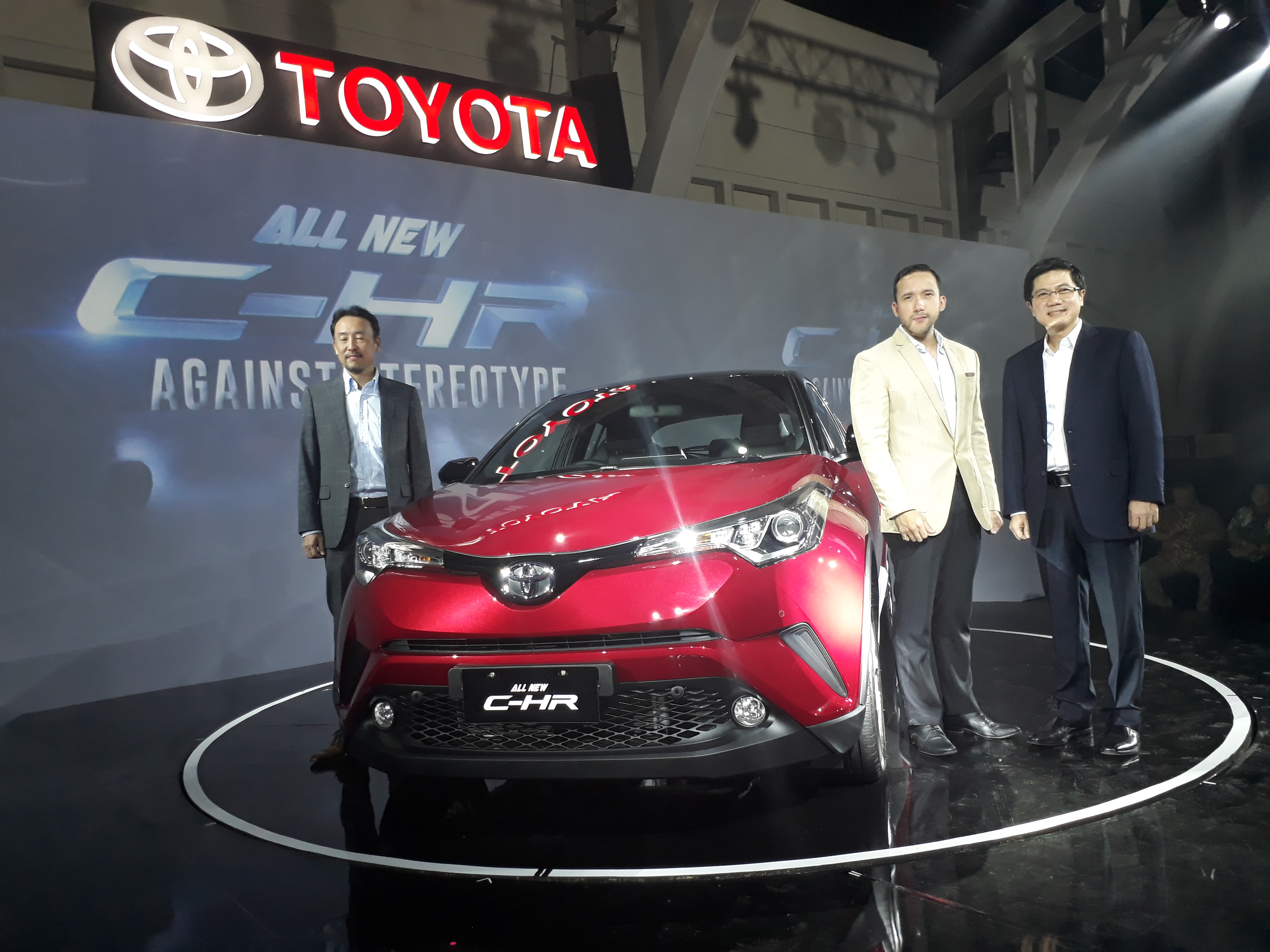 Toyota C HR Resmi Meluncur Di Indonesia Tanpa Varian Hybrid