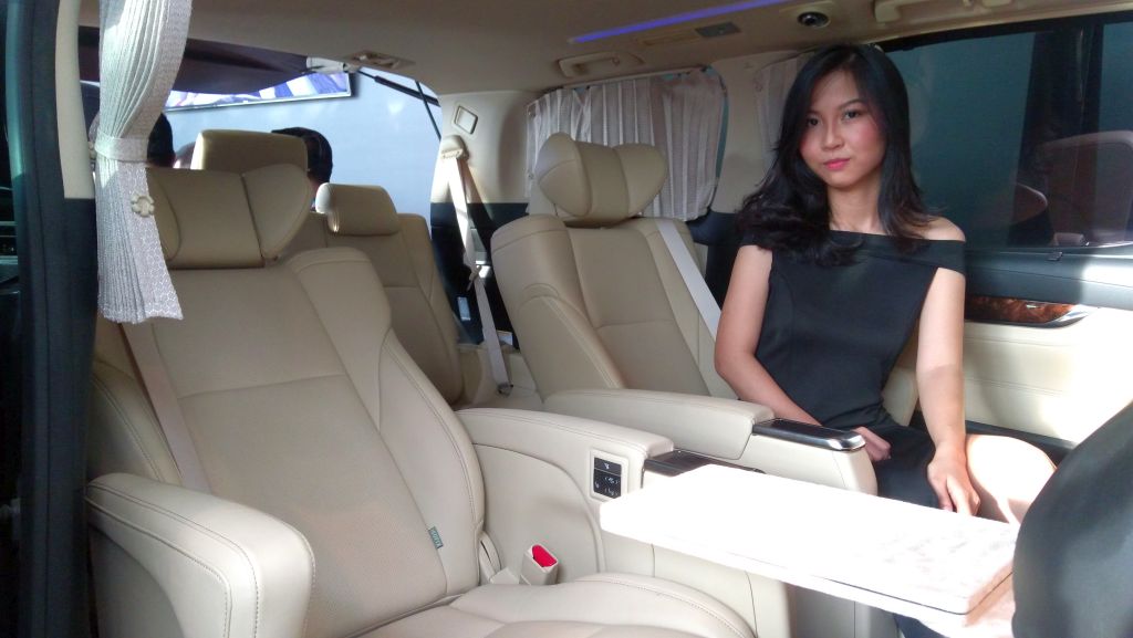 Mau Punya Interior Toyota Alphard Semewah Jet Pribadi, Siapkan Uang