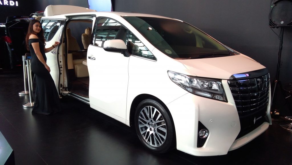 42 Mobil alphard harganya berapa