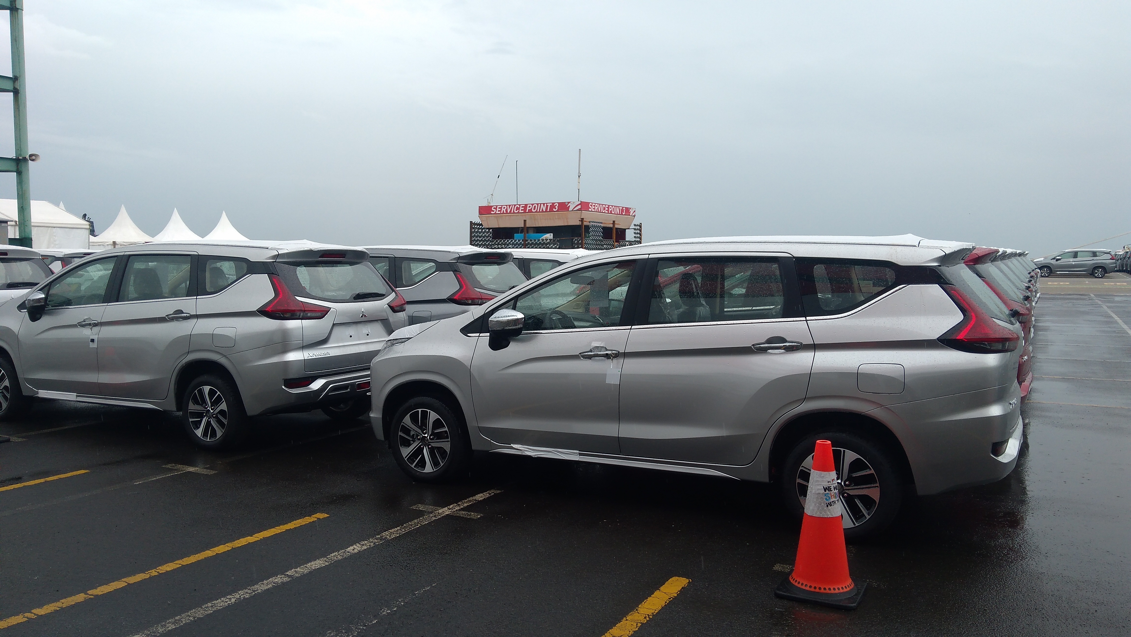 400 Unit Mitsubishi Xpander Resmi Dikirim Ke Filipina