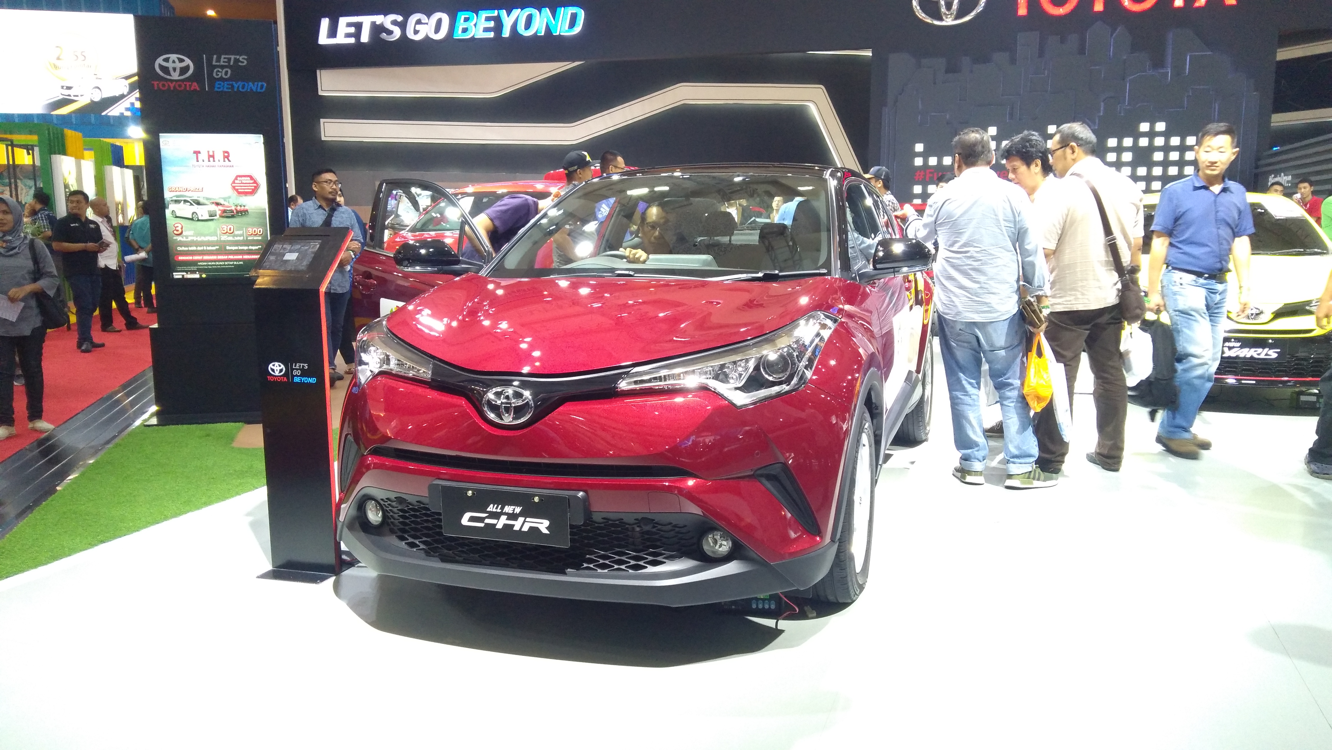 Curhat Pengunjung IIMS 2018 Soal Harga Toyota C HR Yang Kemahalan