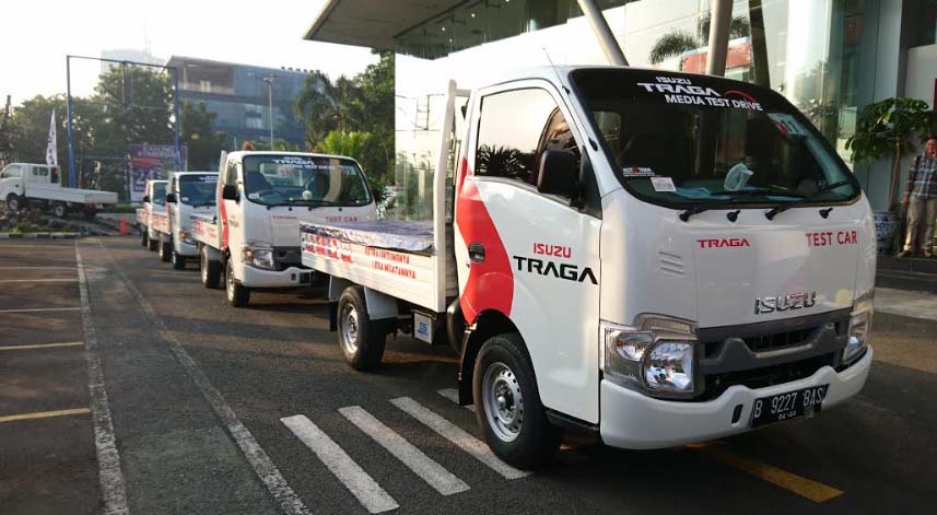 Isuzu Traga