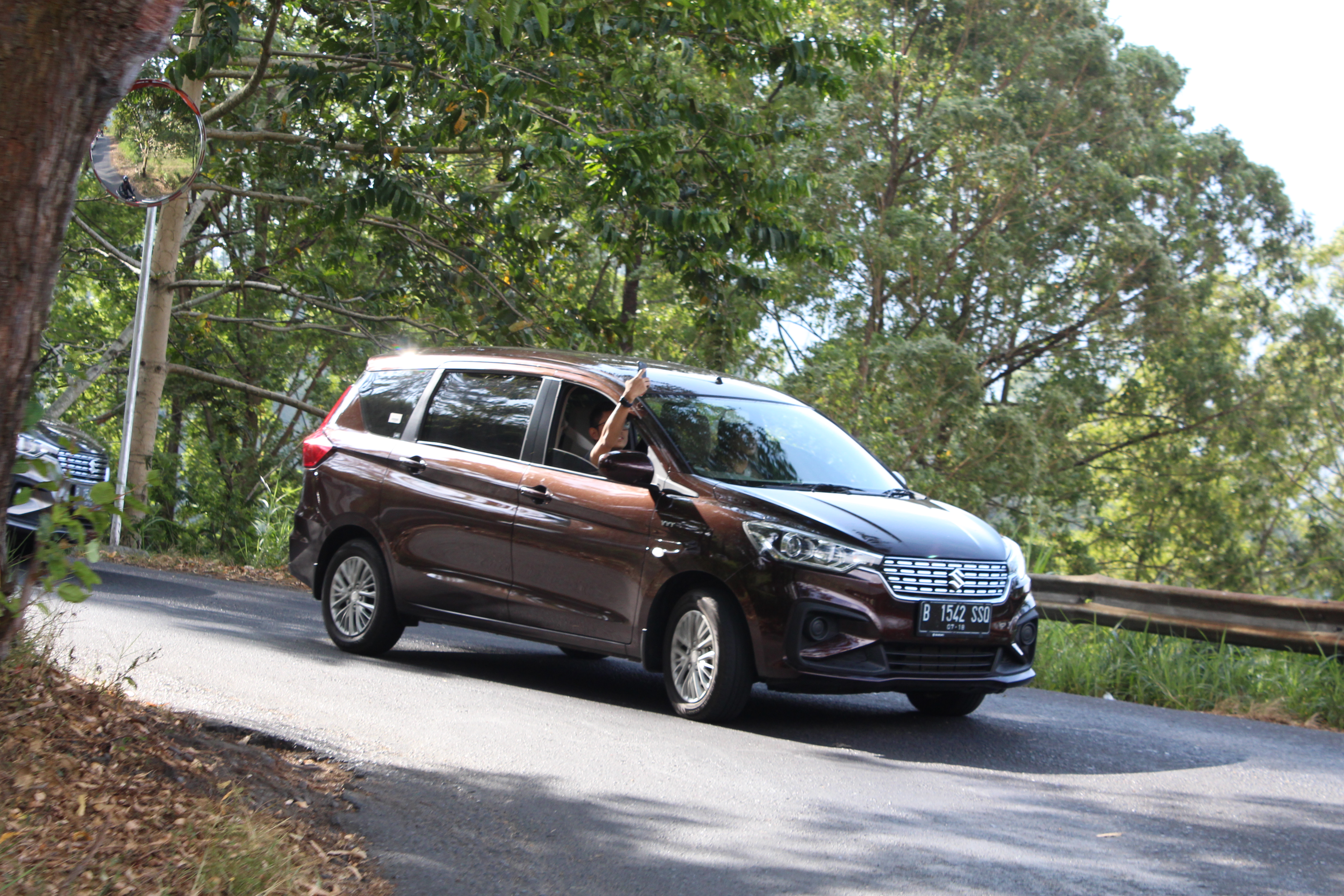 Suzuki Ertiga Mobil Keluarga Yang Irit Bahan Bakar Carmudi Indonesia