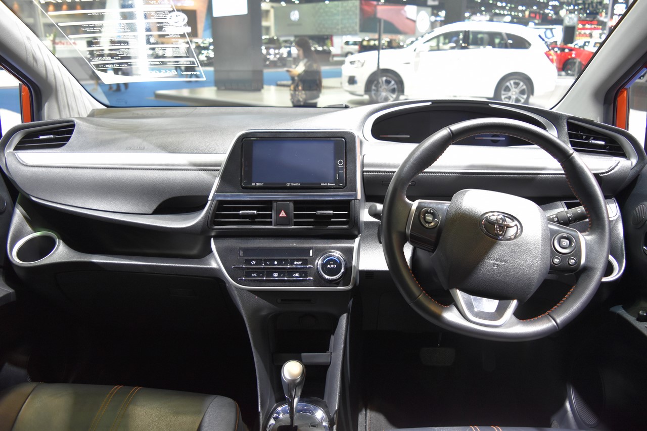  Toyota  Sienta  Facelift Siap Meluncur Juli 2019 Apa Saja 