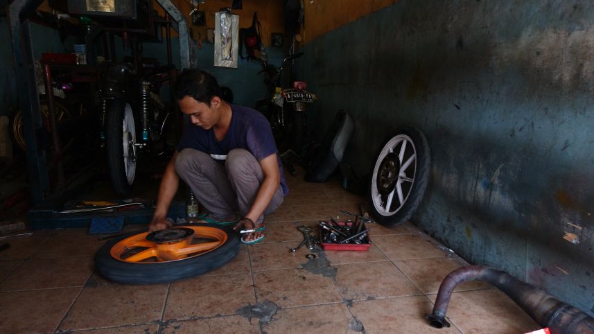 Tanpa Disadari Ini Penyebab Velg  Motor  Bisa Peyang 