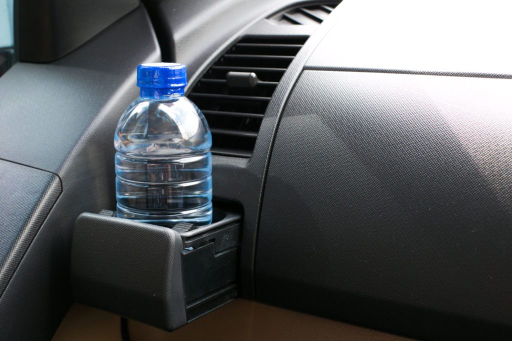 Botol Air Minum di Mobil Bisa Sebabkan Kebakaran Kok Bisa 