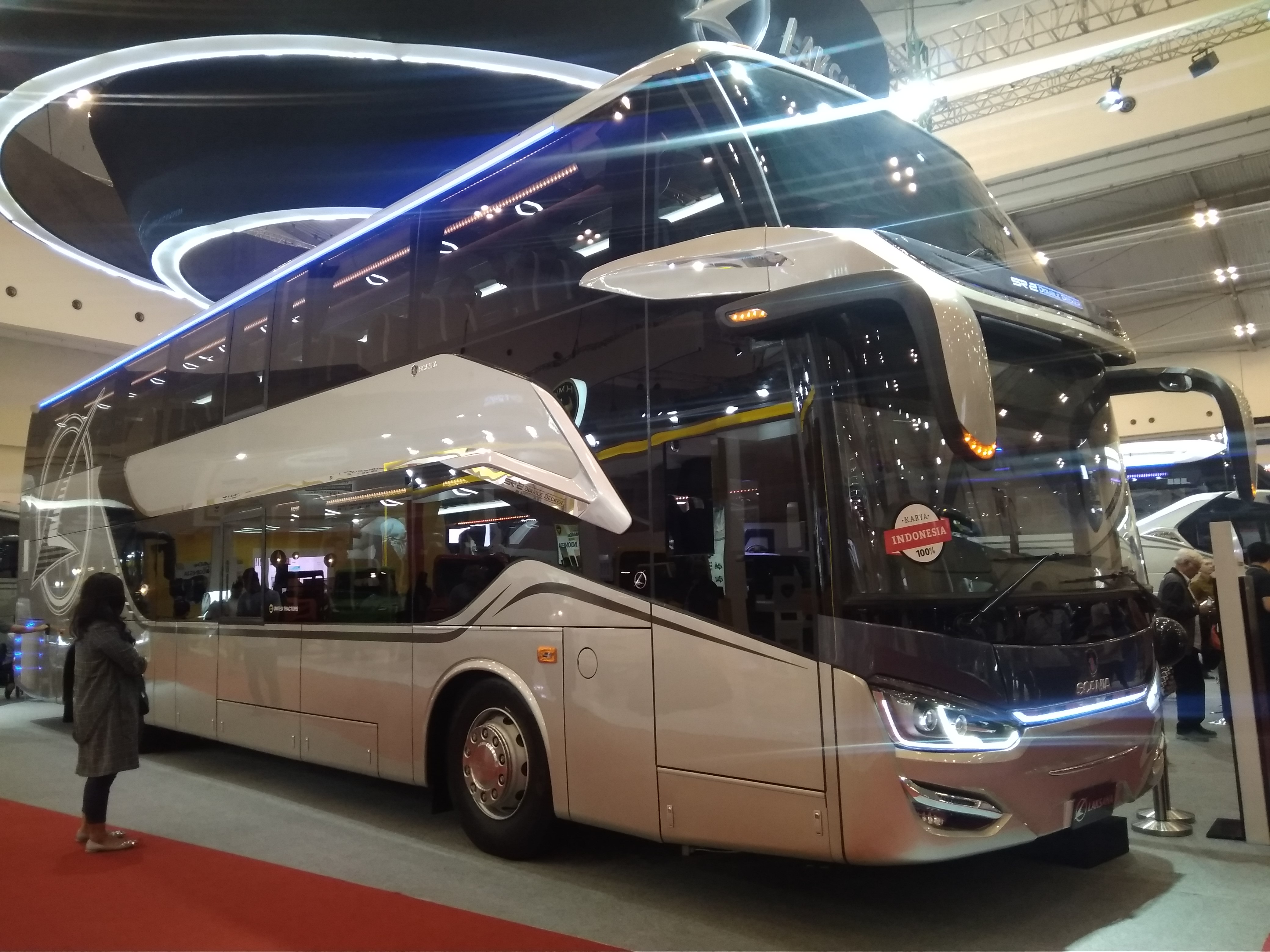 Bus Legacy SR2 Double Decker Laksana Dihargai Rp3 Miliar