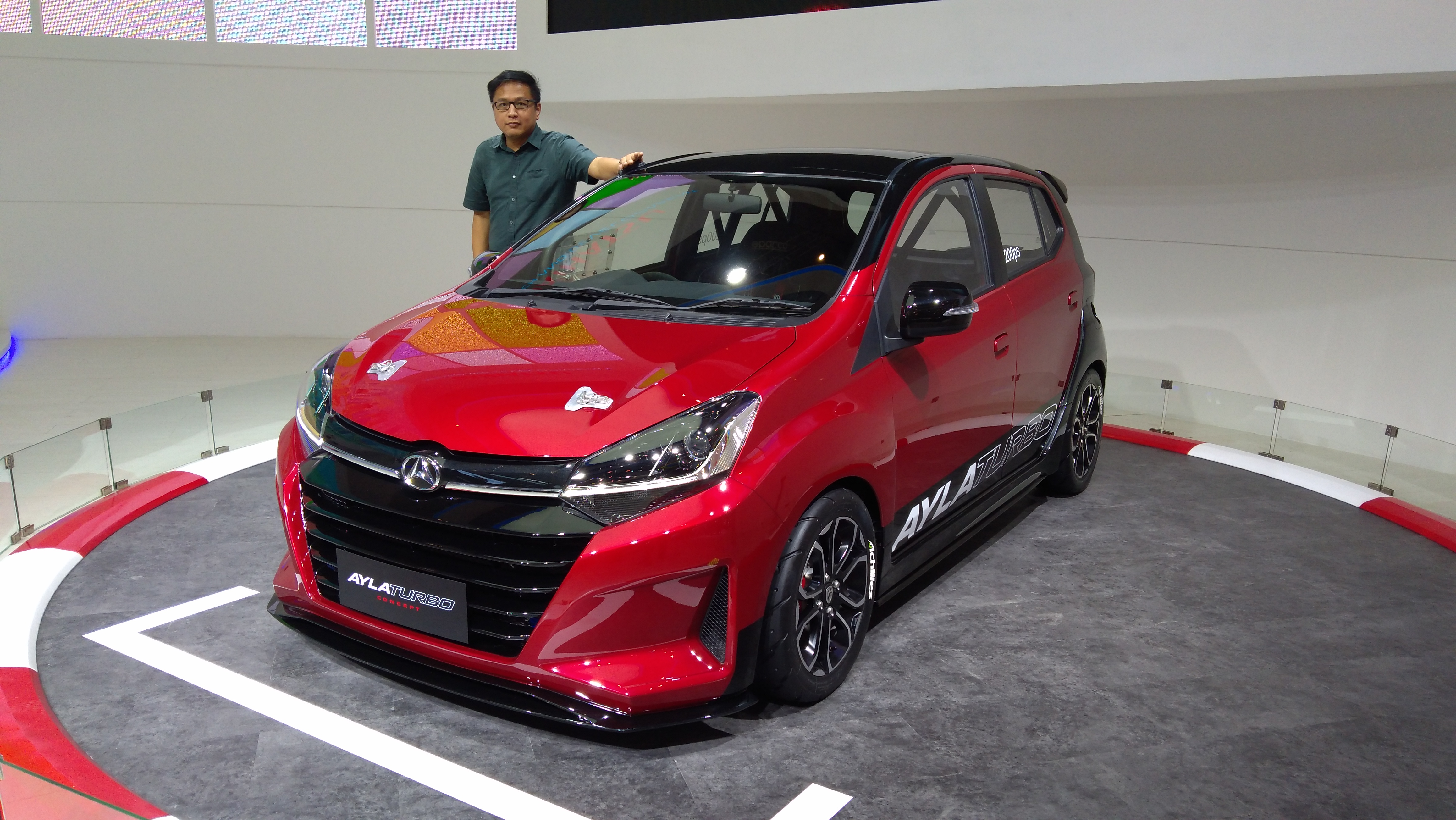 Mengenal Lebih Dekat Daihatsu Ayla Turbo Yang Mampu Menyemburkan