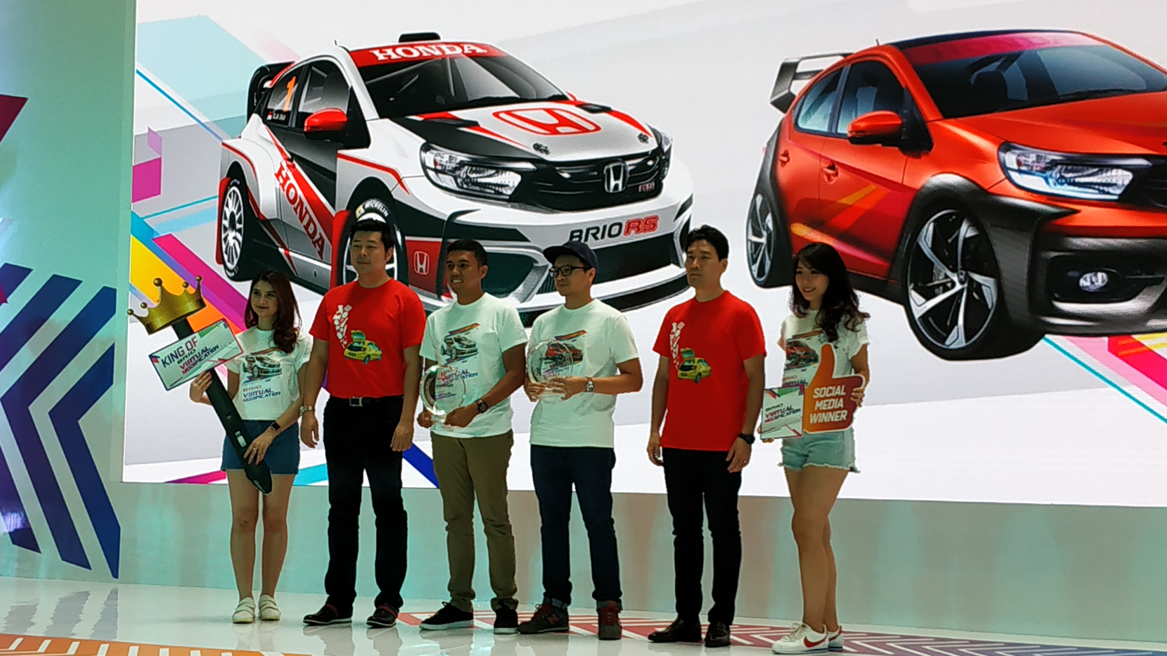 Konsep Rally Look Jadi Pemenang Kontes Modifikasi Honda Brio