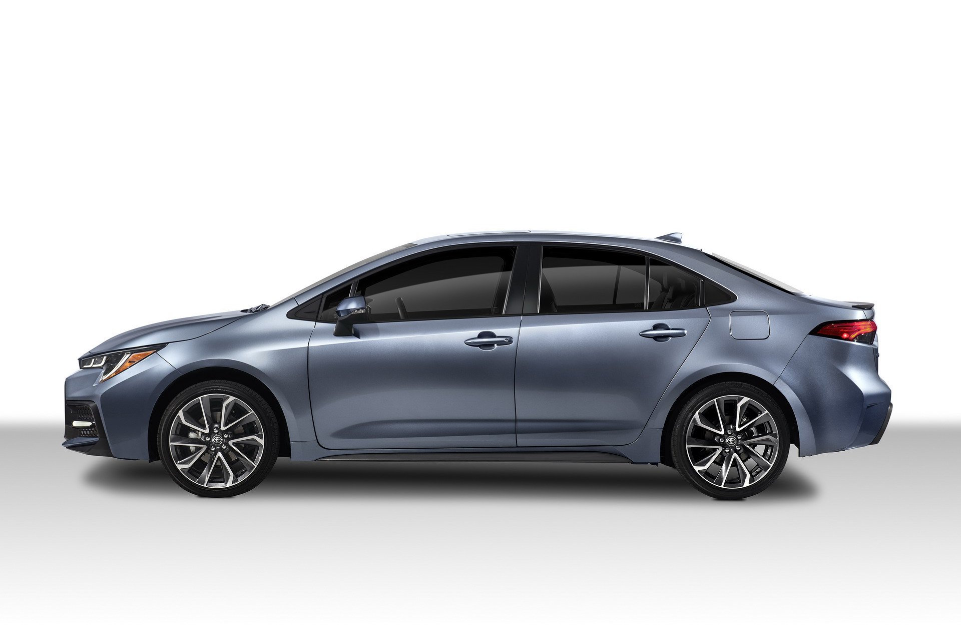 Modifikasi Mobil Sedan Toyota Corolla 2019 Galamodif