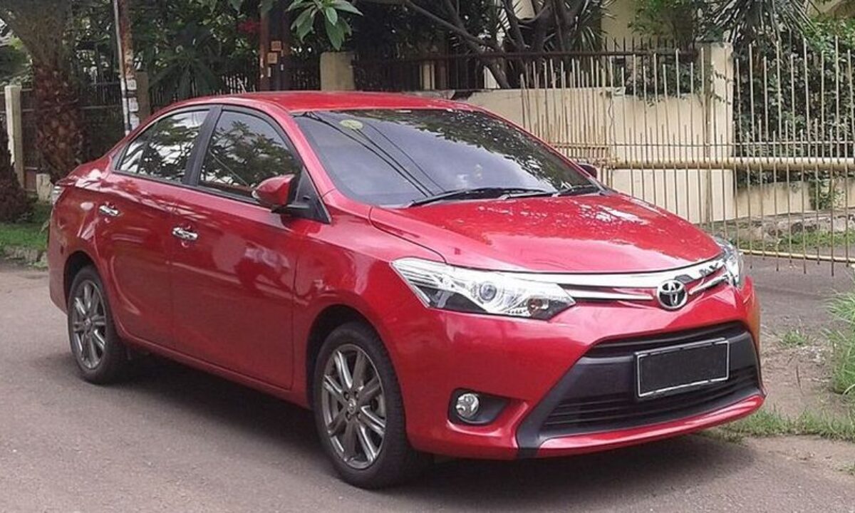 Đánh giá xe Toyota Vios 13 J MT số sàn phiên bản 2016 mới