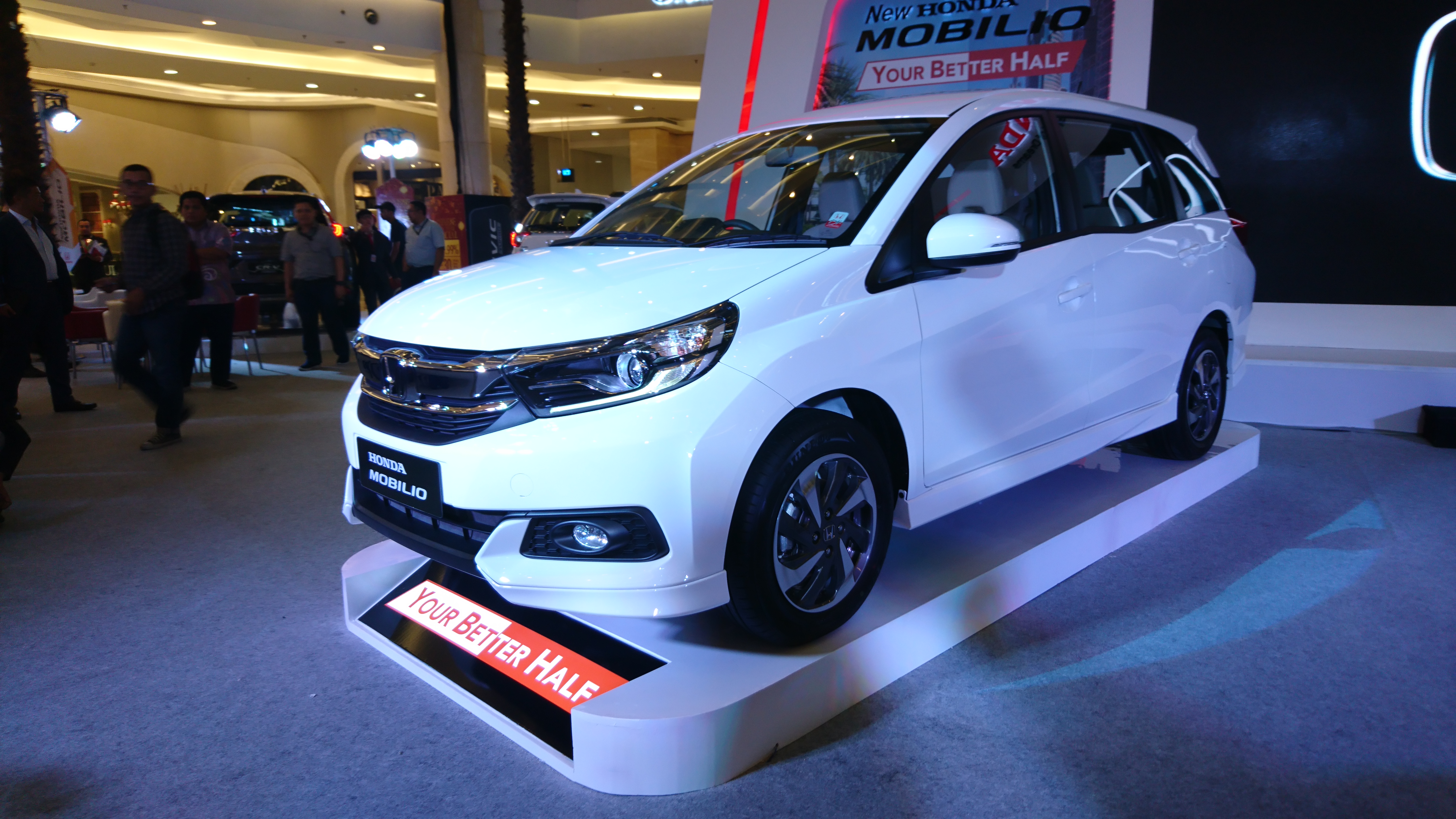 New Honda Mobilio Meluncur Dengan Fitur Baru