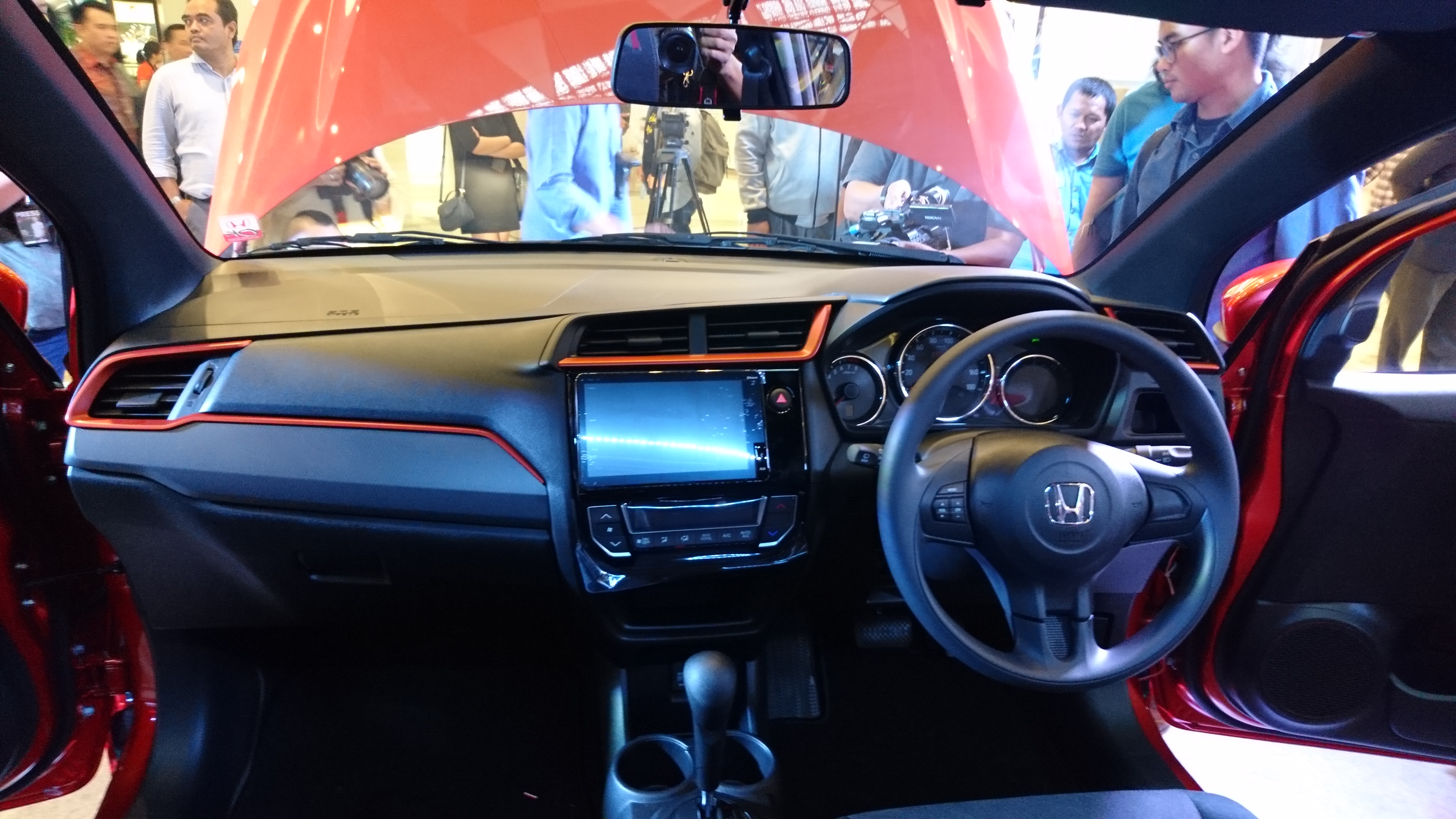 New Honda Mobilio Meluncur Dengan Fitur Baru Harga Tidak Naik
