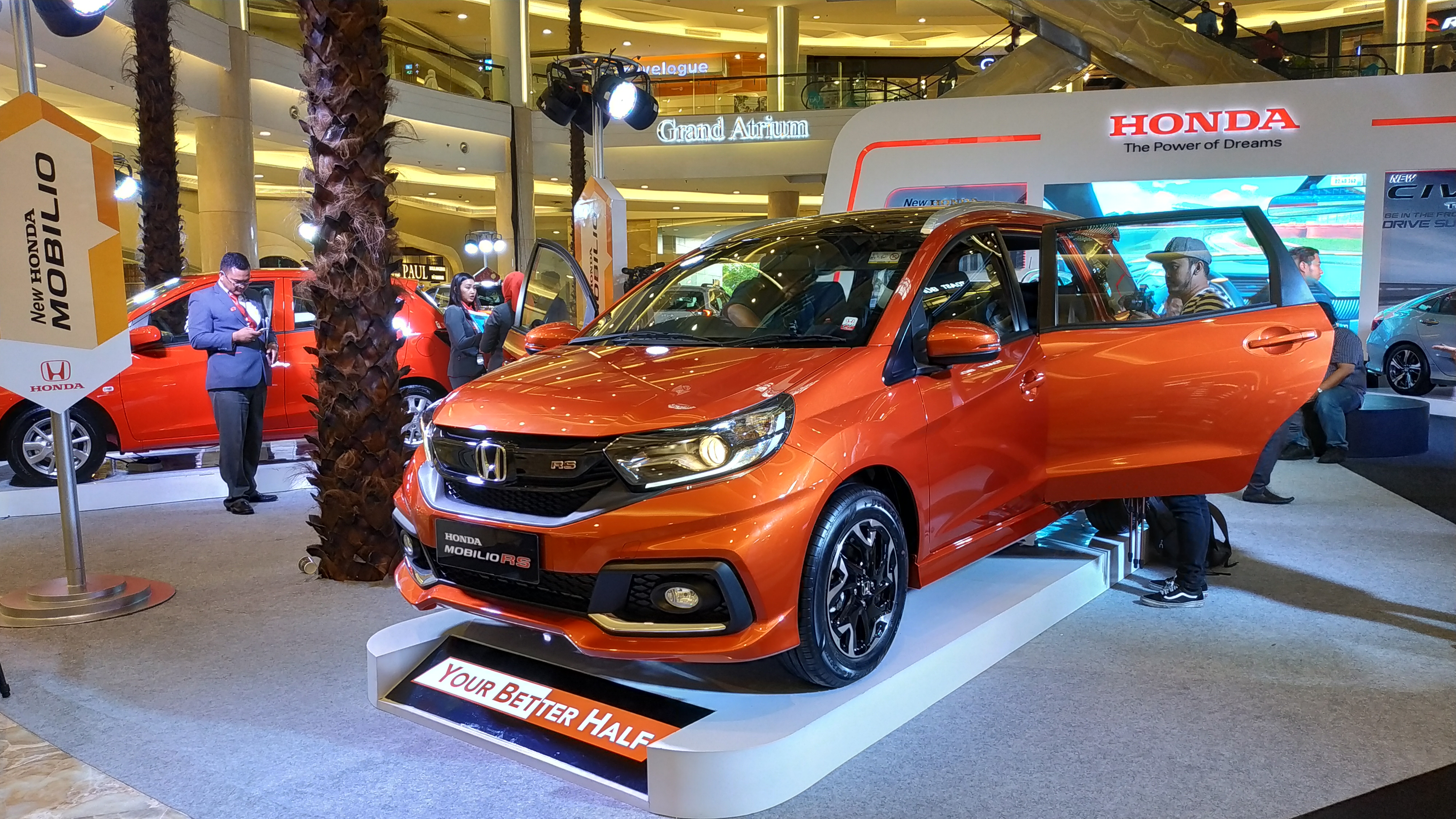 New Honda Mobilio Meluncur Dengan Fitur Baru