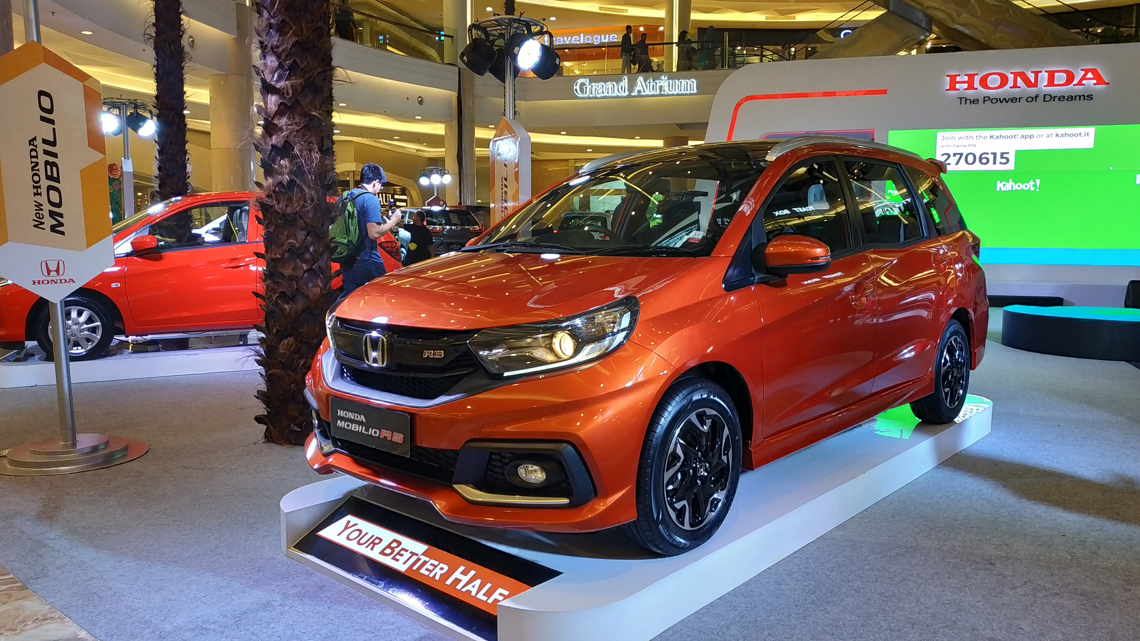 Lebih Dekat Dengan New Honda Mobilio Fiturnya Tambah Keren