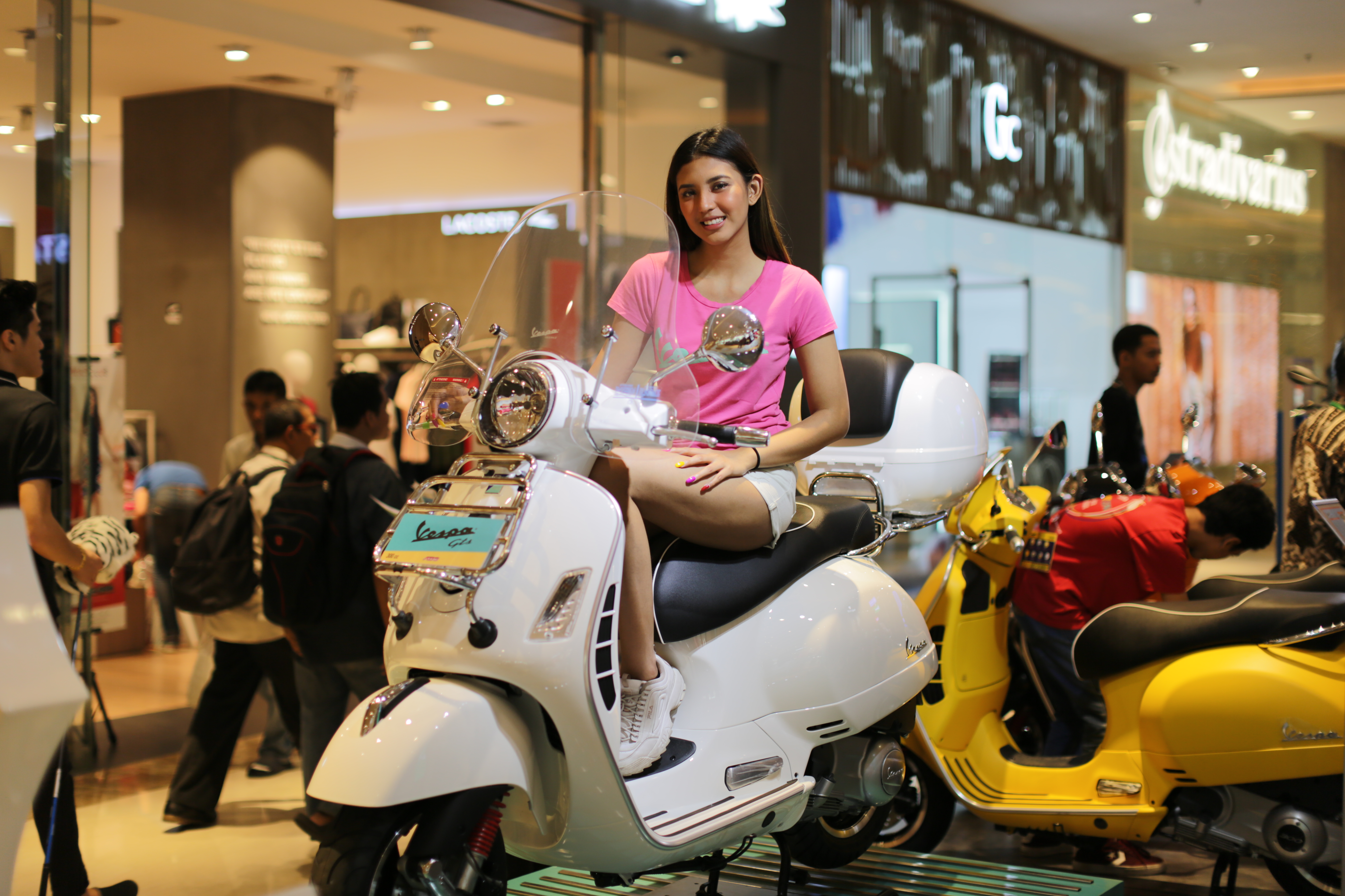 Mall to Mall Exhibition Piaggio Indonesia