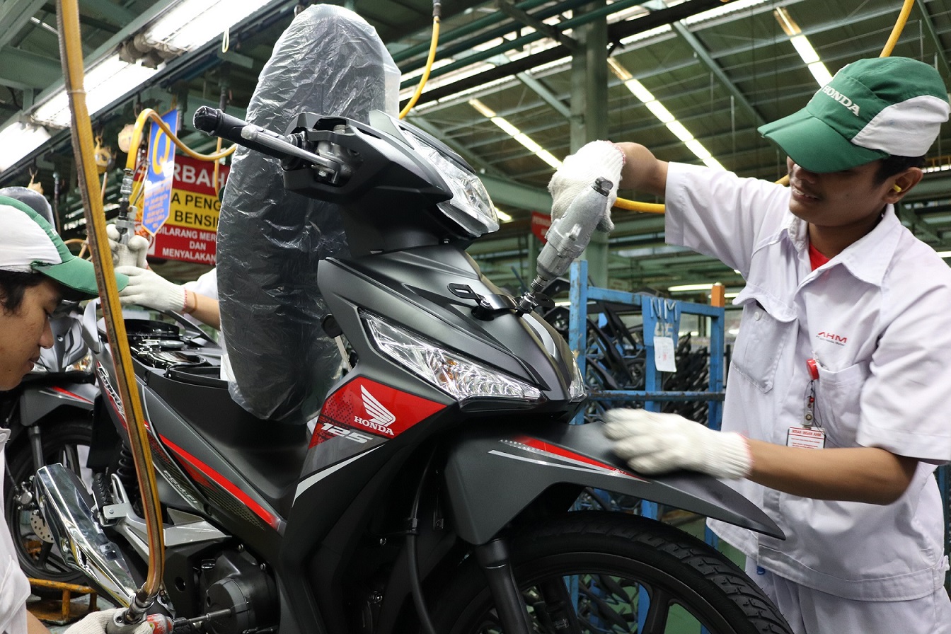 Honda Perkuat Nuansa Sporty Supra X 125 Fi Dengan Grafis Baru