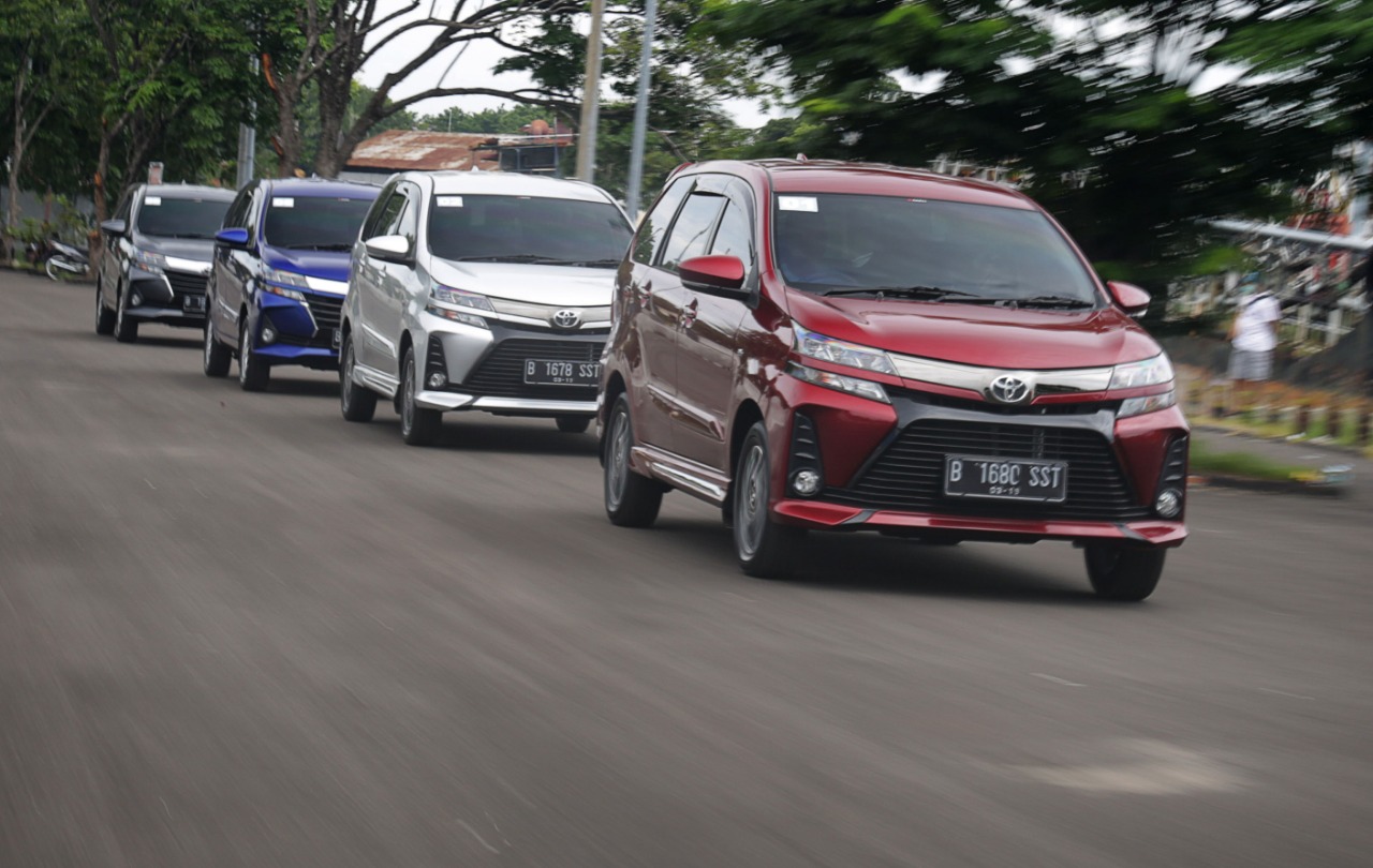 Perbandingan Toyota Avanza Vs Mitsubishi Xpander